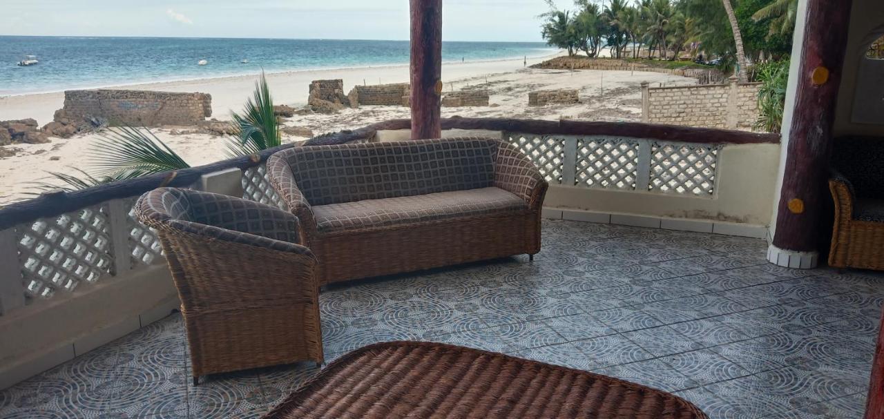 Coconut Village Beach Resort Diani Beach Εξωτερικό φωτογραφία