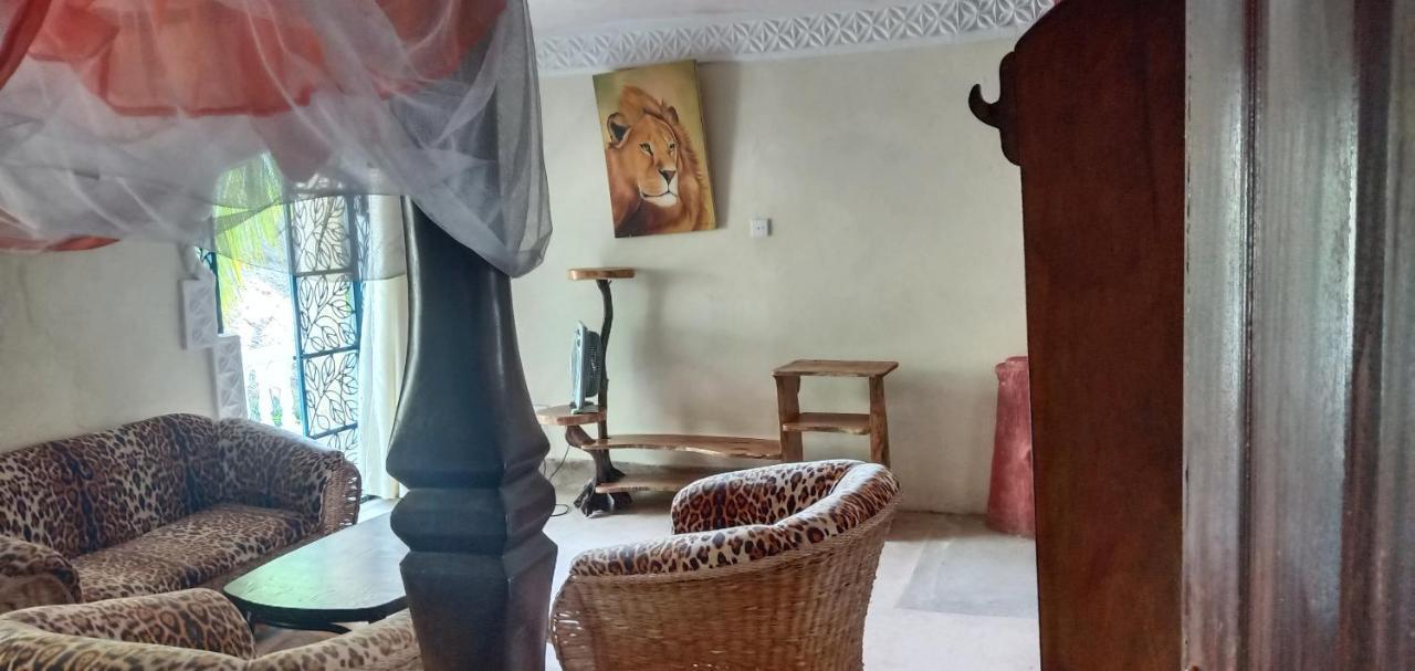 Coconut Village Beach Resort Diani Beach Εξωτερικό φωτογραφία
